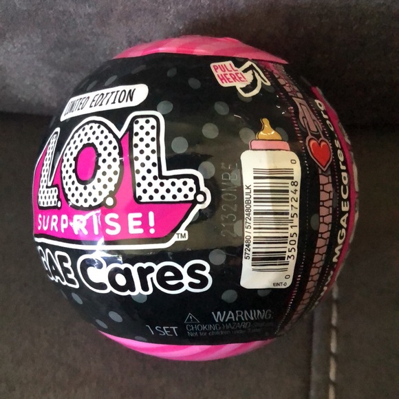 New L.O.L. Surprise! MGAE Cares Limited Edition Frontline Hero with 7 Surprises - Picture 11 of 11